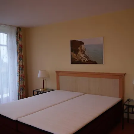 Apartment Rondell An Der Jasmund-therme Neddesitz